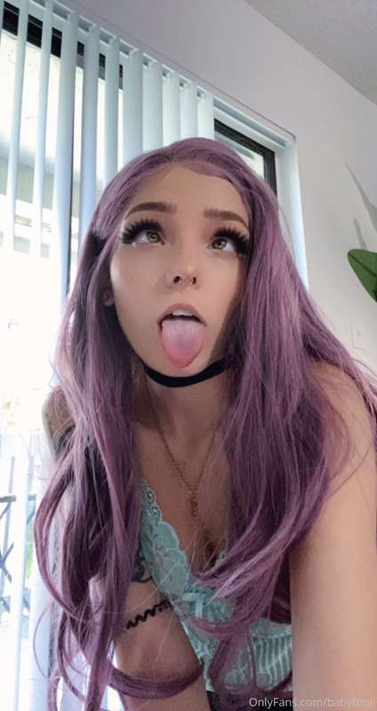 Lots of pussy in this post but wait until you see the next p.. 18