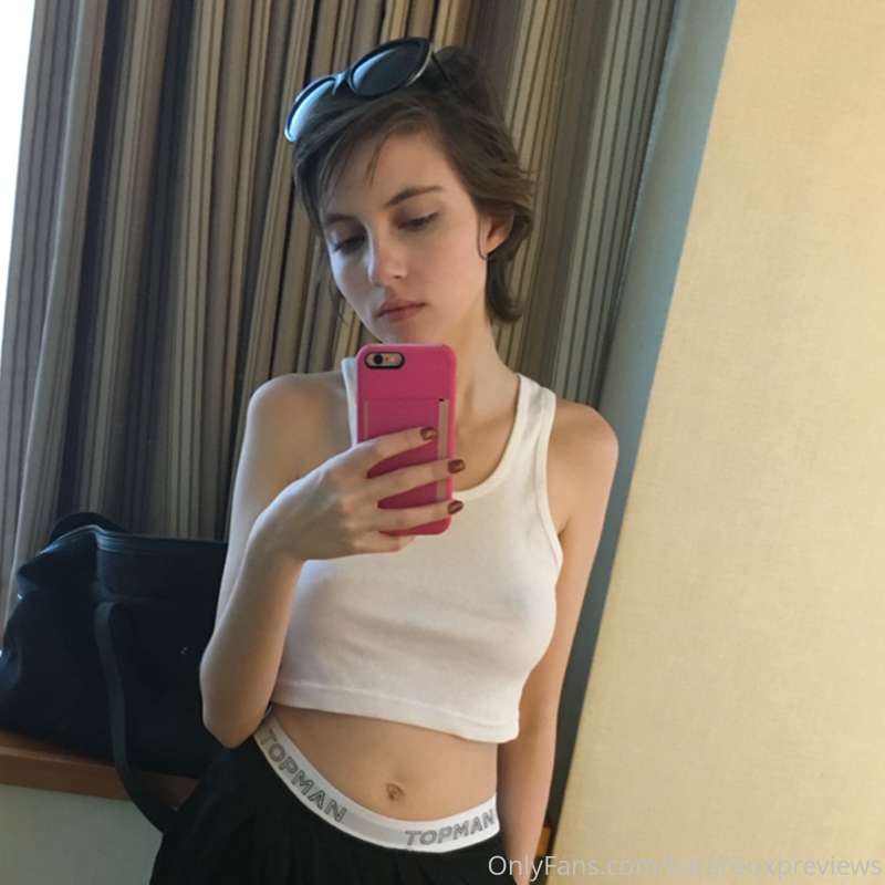 Taking selfies for my lovers