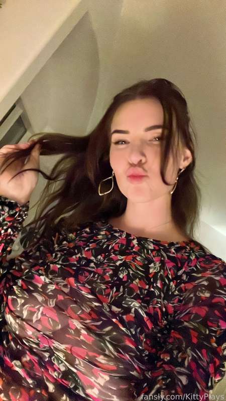 Kittyplays - Fansly - 25 Dec, 2022