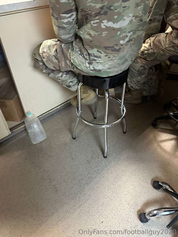 Hot Candid Shots of my buddies and of course my HOT cock! Se.. 3