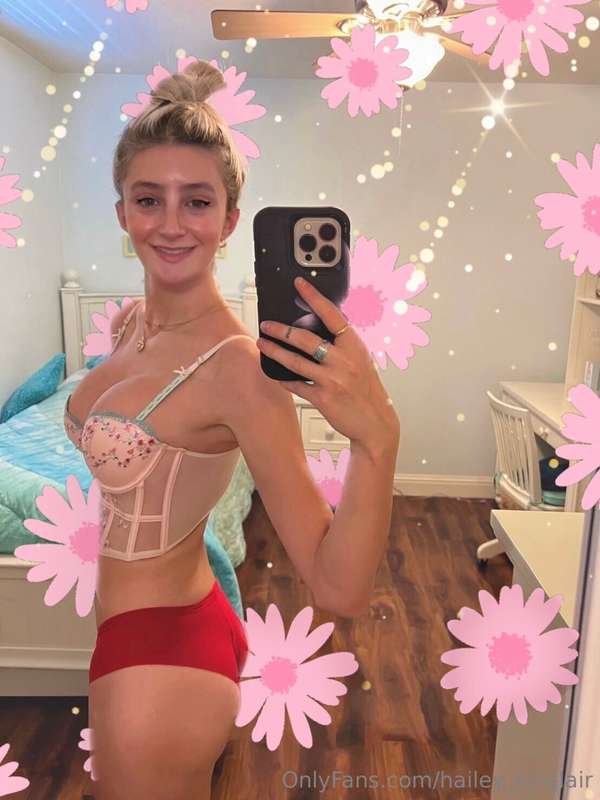 i feel so sexy in this outfit. am i sexy enough in your eyes..