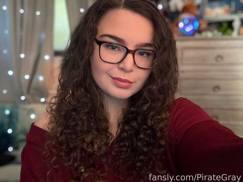 Pirategray - Fansly - 2025-04-18T16:12:01