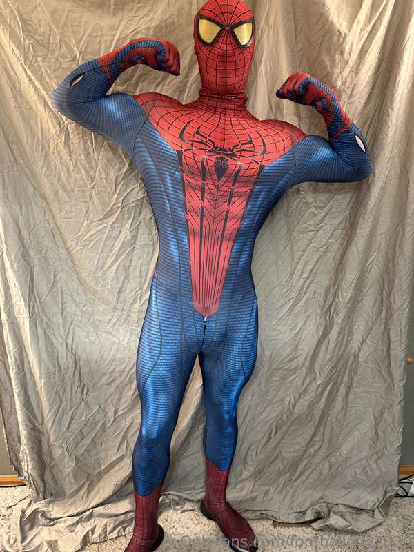 New Spider-Man pics and videos  10