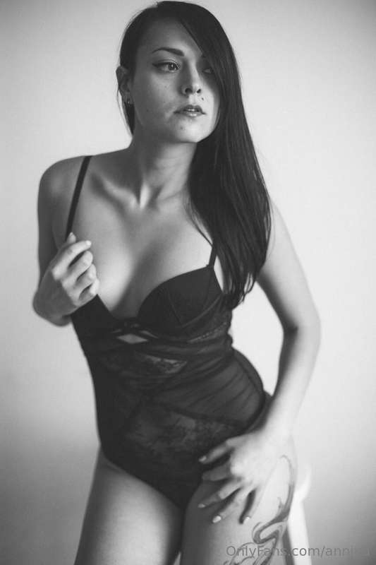 You thought you'd seen it all?😱  Meet MILFA @lina_morph a wo..