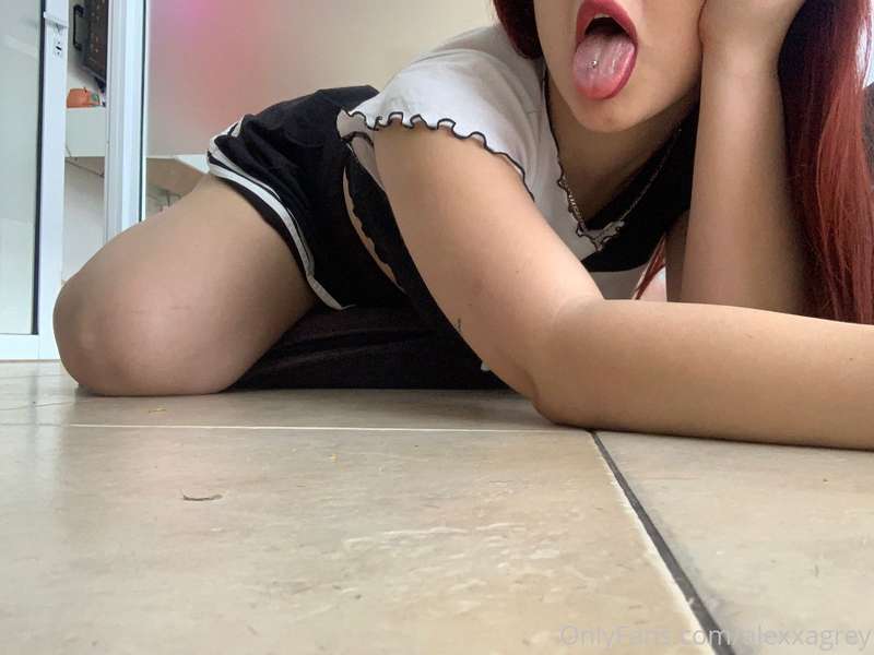 Good morning my loveee👅