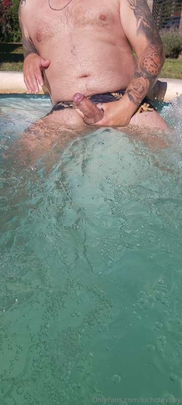 After a hot day it is best to cool off to lower the temperat.. 4