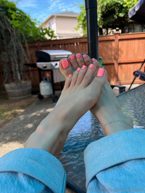 This was my best pedicure experience EVER. Omg 🩷 I’m such a .. 1