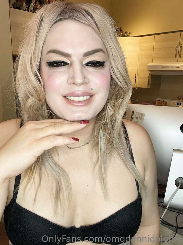 Tits on display 💙💙 4