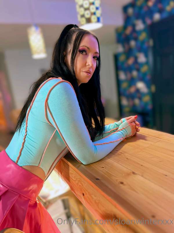 Any horny boys or girls in class today? Ms. Winter is going .. 20