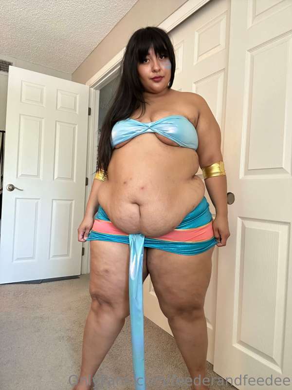 Too fat to save Atlantis, but not too fat to bounce on some .. 11