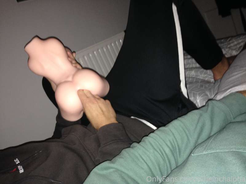 So I told my straight gym buddy about onlyfans and told him .. 1