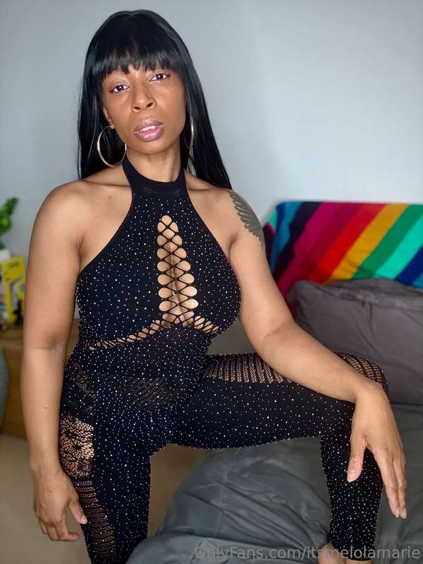 swipe for your evening TREAT 🍡 1