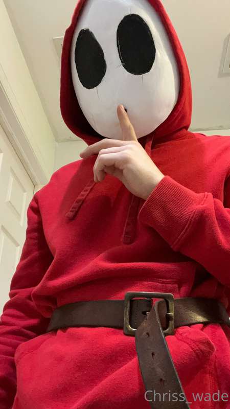A guess he’s not so much of a shy guy anymore ;)🍆👀 6
