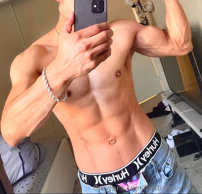 Hot Candid Shots of my buddies and of course my HOT cock! Se.. 16