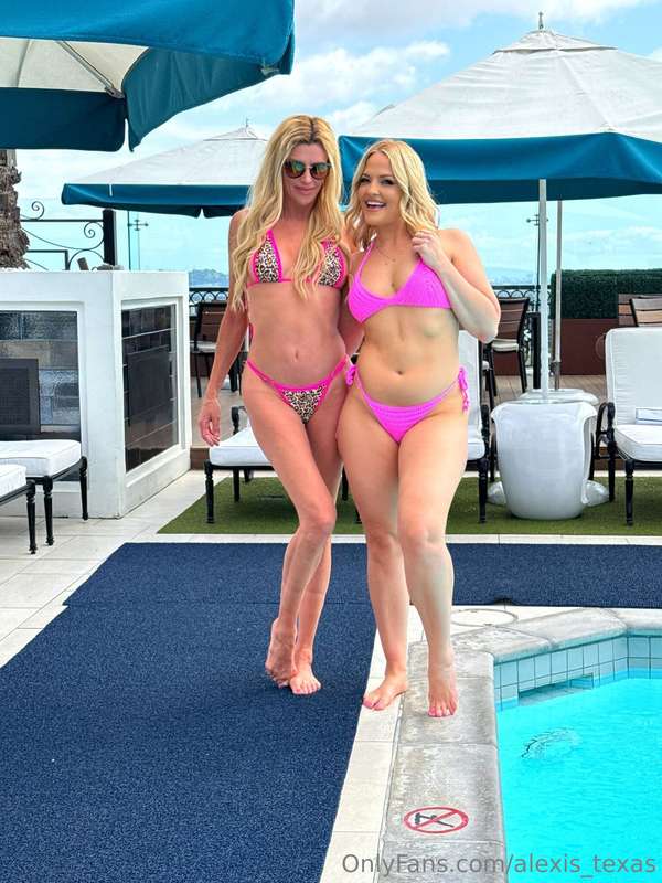 Girl time! 💕Soaking up the sun with @brandiglanville from Re.. 7