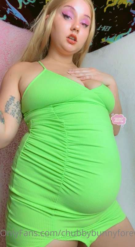 Isn’t my belly so cute in a dress? 7