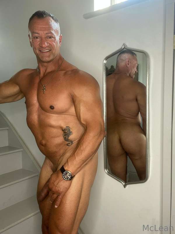 Lets start with the man in the mirror 😋 1