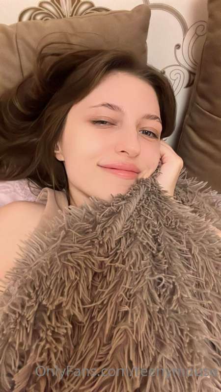 ❤️Cuddling❤️

It's very cold outside and I hate cold. I need..