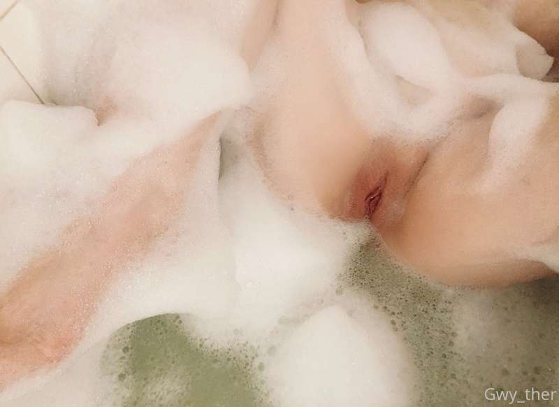 Pussy appreciation post 😉 💦 who wants to be deep inside? 3