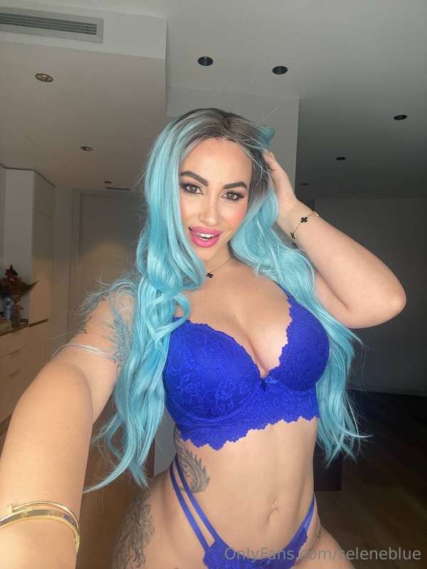 I GOT A PUSSY THAT NEEDS FILLING! CAN YOU HELP 💗