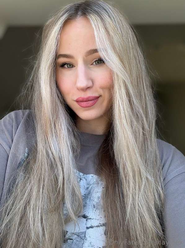 1️ or 2️ ? 1