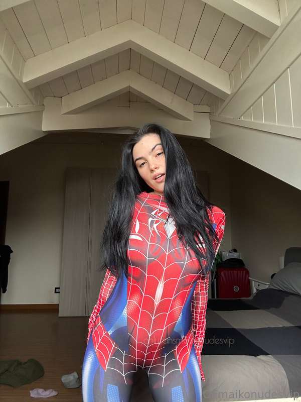 —>