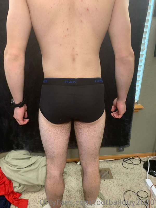 How does my ass look in briefs? 3