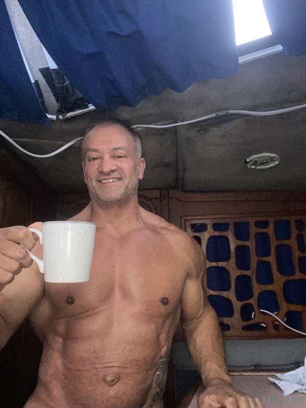 Cheers everyone loving boat life