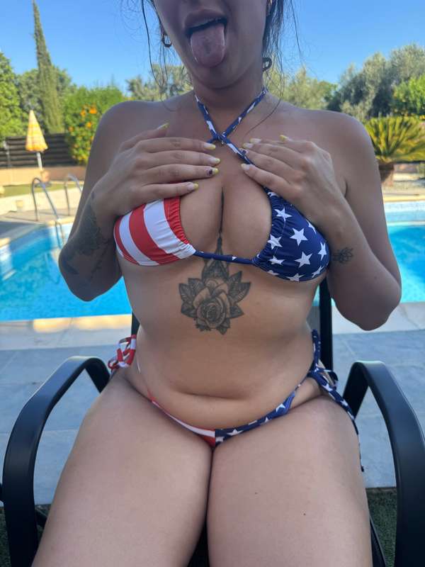 https://onlyfans.com/1810258372/bichota69sextingMy clone pus..