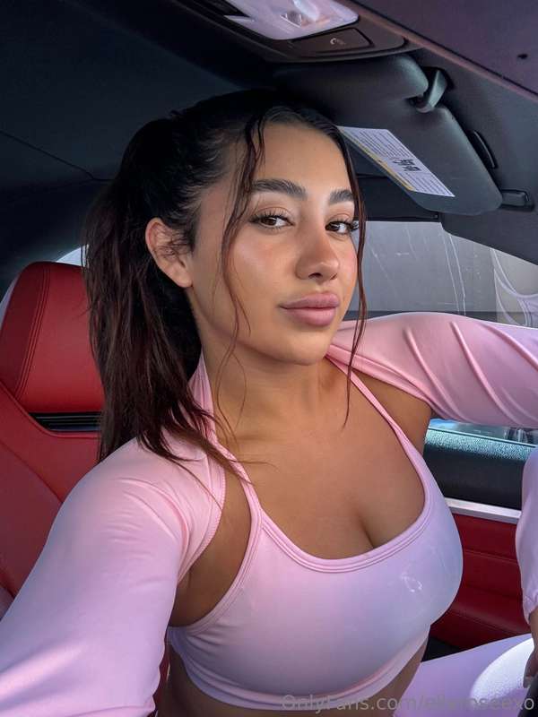 can you guess my favorite color 🥹