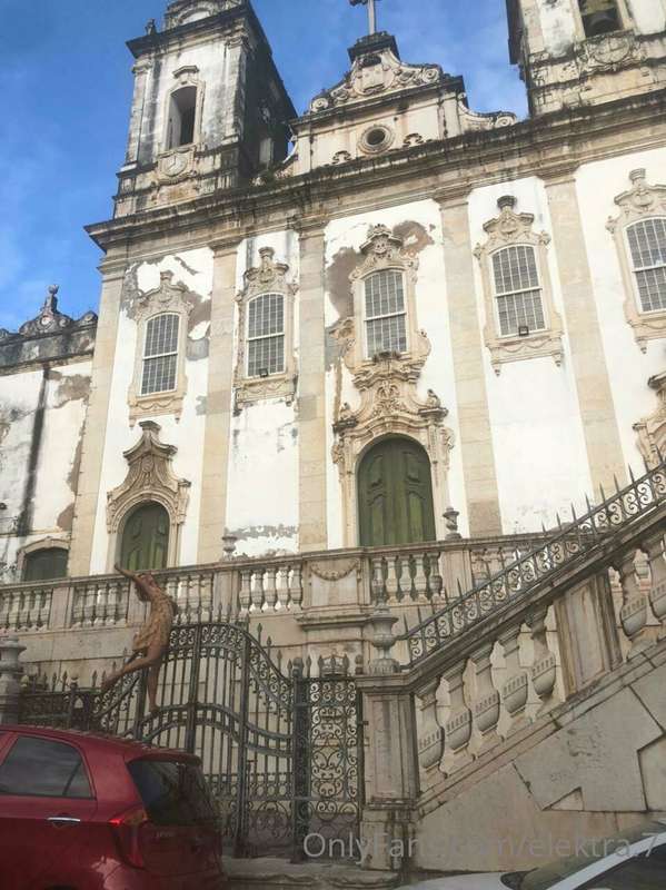 Aprontando pelo pelourinho no domingo hehe 😜 6