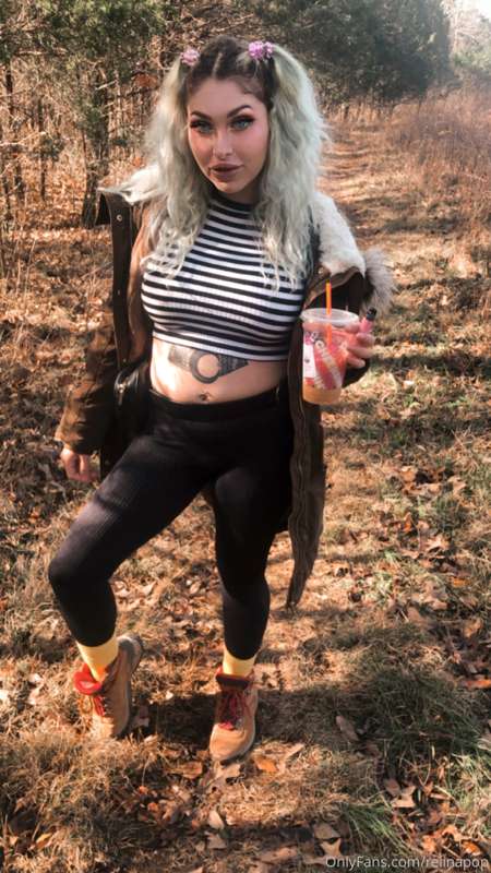 who wants to go hiking with me? 💕 1