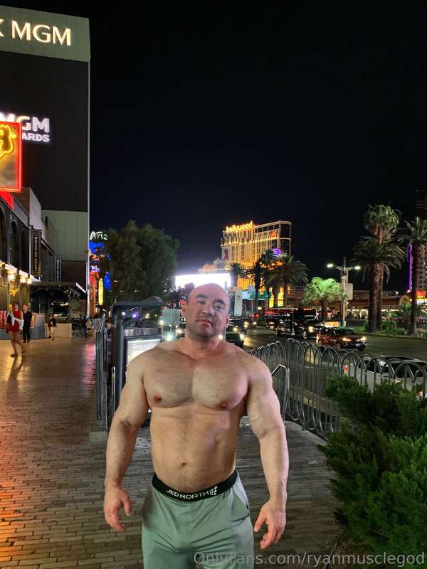 Ryanmusclegod - Onlyfans - 15 Jan, 2025