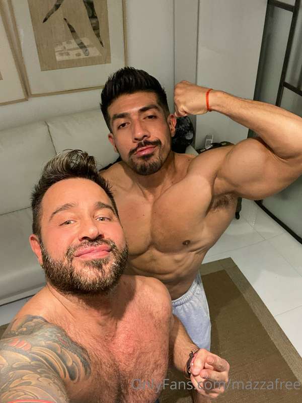 Sex with a mex. New very hot vídeo. @augusto04