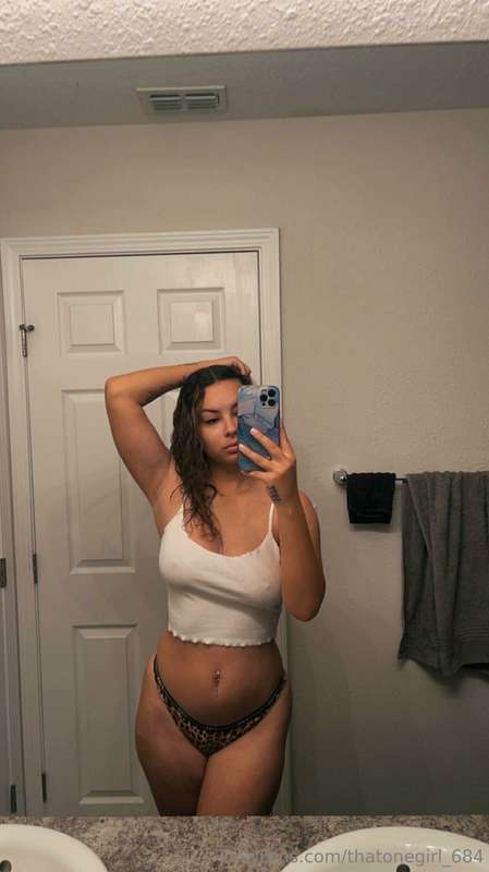 let me be your dirty slut 🫦💕  i’m lonely, and waiting for yo..