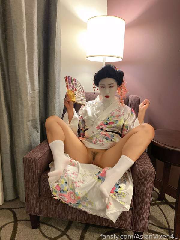 Asianvixen4U - Fansly - 21 Apr, 2022 2
