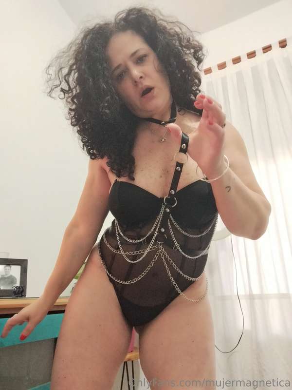 Only true submissives comment on 69... I want to see how man..