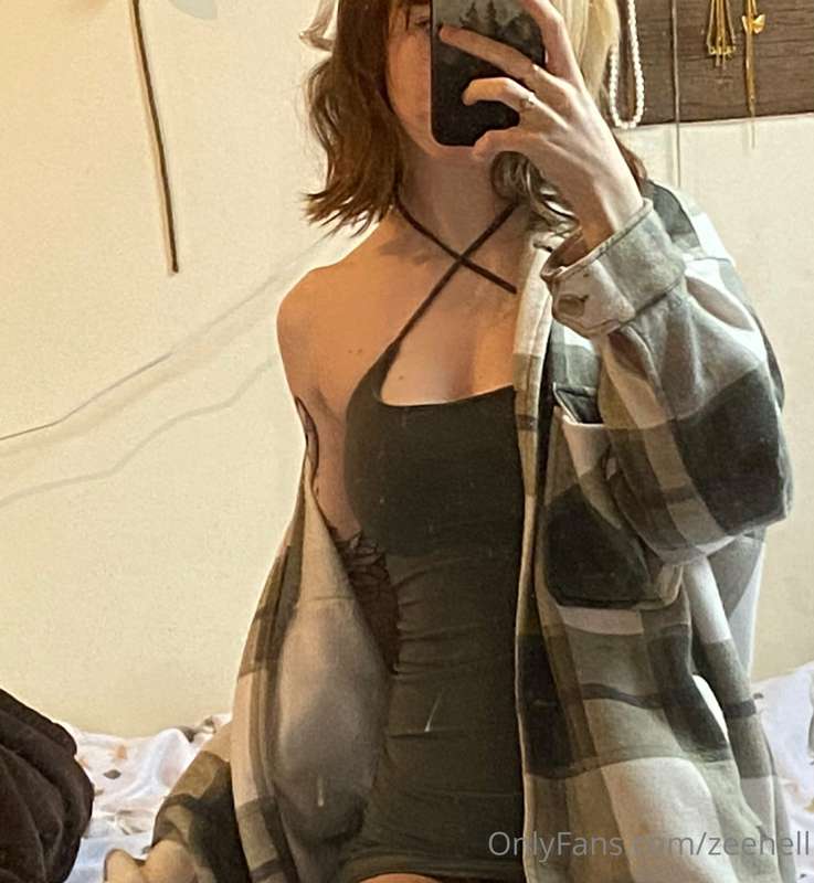 got my first every bodycon dress :) i'm trying to be more co..