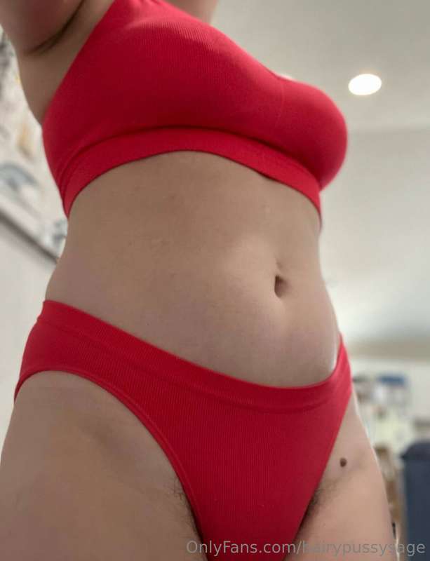 I'm a slut, so fuck me like one 😛😈