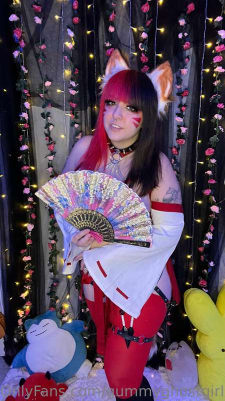 Breed a horny kitsune shrine maiden? 🦊❤️ 9