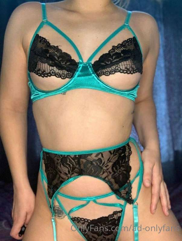 Averymaeefreex - Onlyfans - 11 Apr, 2022