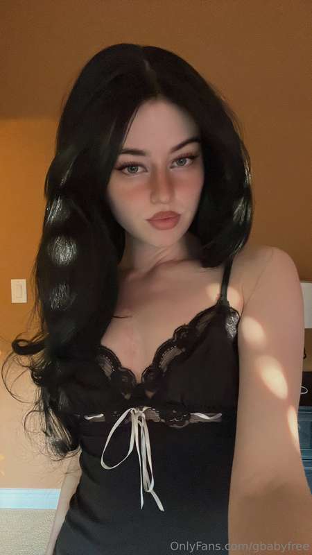 Fingering myself video clip, I moved my thong over so you co..