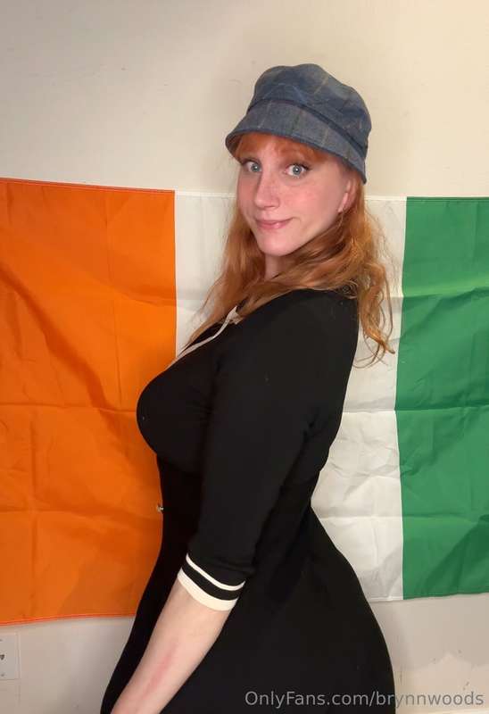 Happy Kiss a Ginger day !!!  1