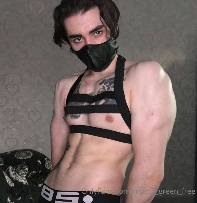 ⚠️BIG SALE -50% off⚠️
He is 19 y.o. twink with 20 cm cock   ..