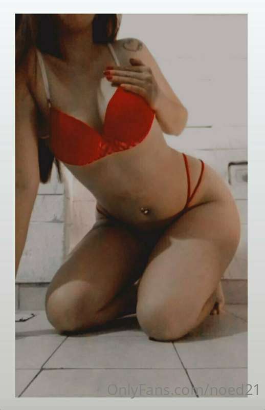 What are you waiting to see this horny bitch? 😉   FREE SUSCR..