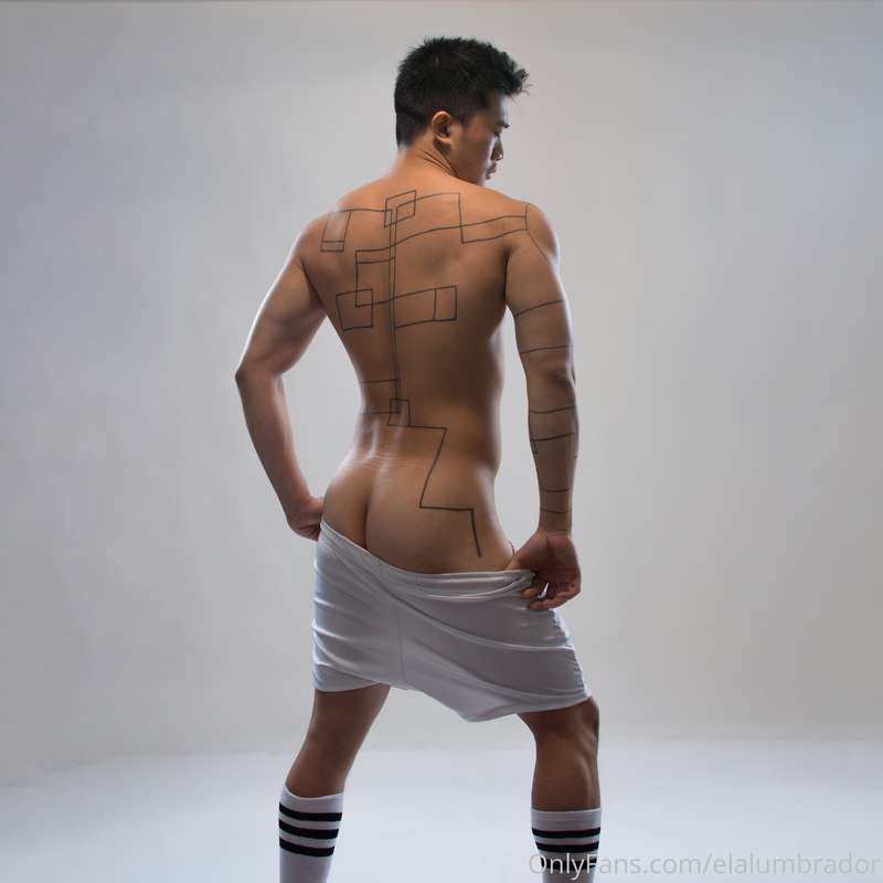 Photoshoot. model: @athleticasianguy 4