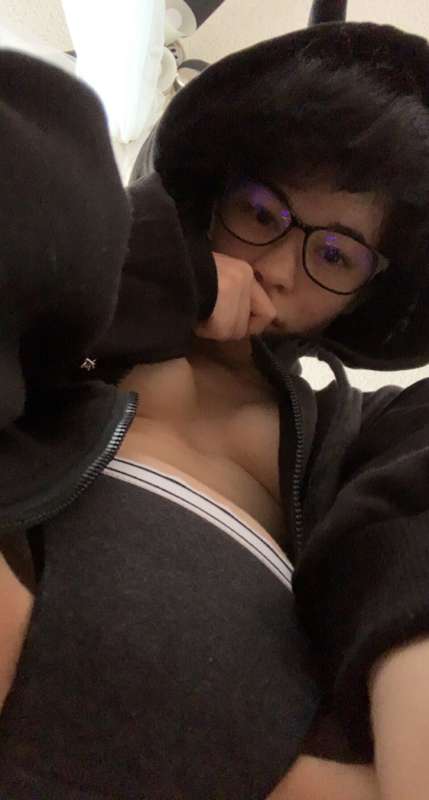 Favorite pic? Outfit?