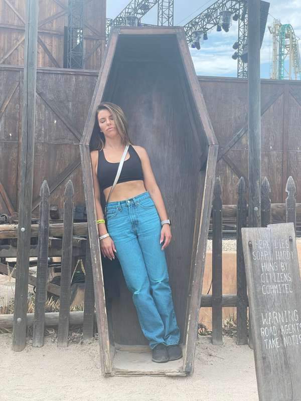 Happy Friday the 13th! It hits different when it's 80º out l..