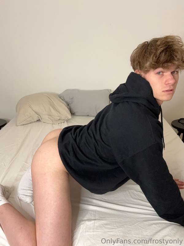 come in my bed ;)