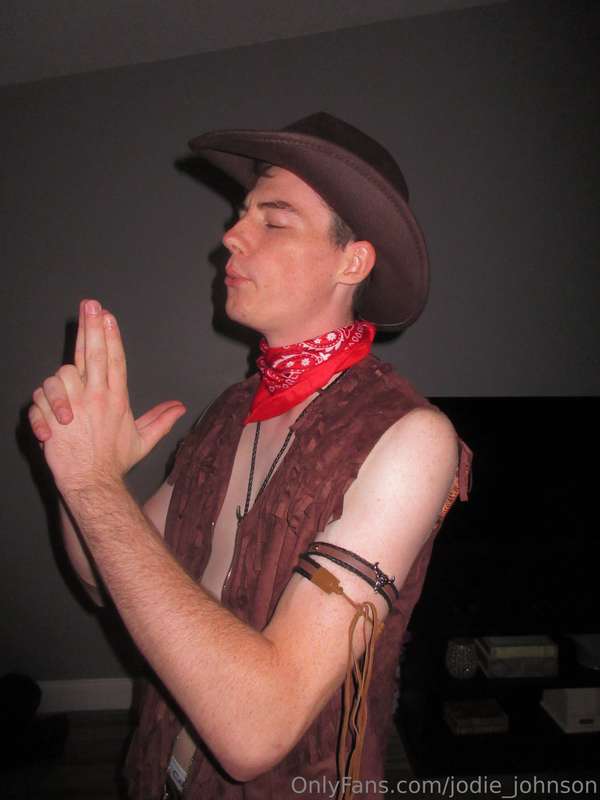 more pics from the halloween party :) 2